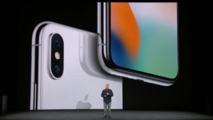 Read more about the article آیفون ایکس (iphone x) معرفی شد