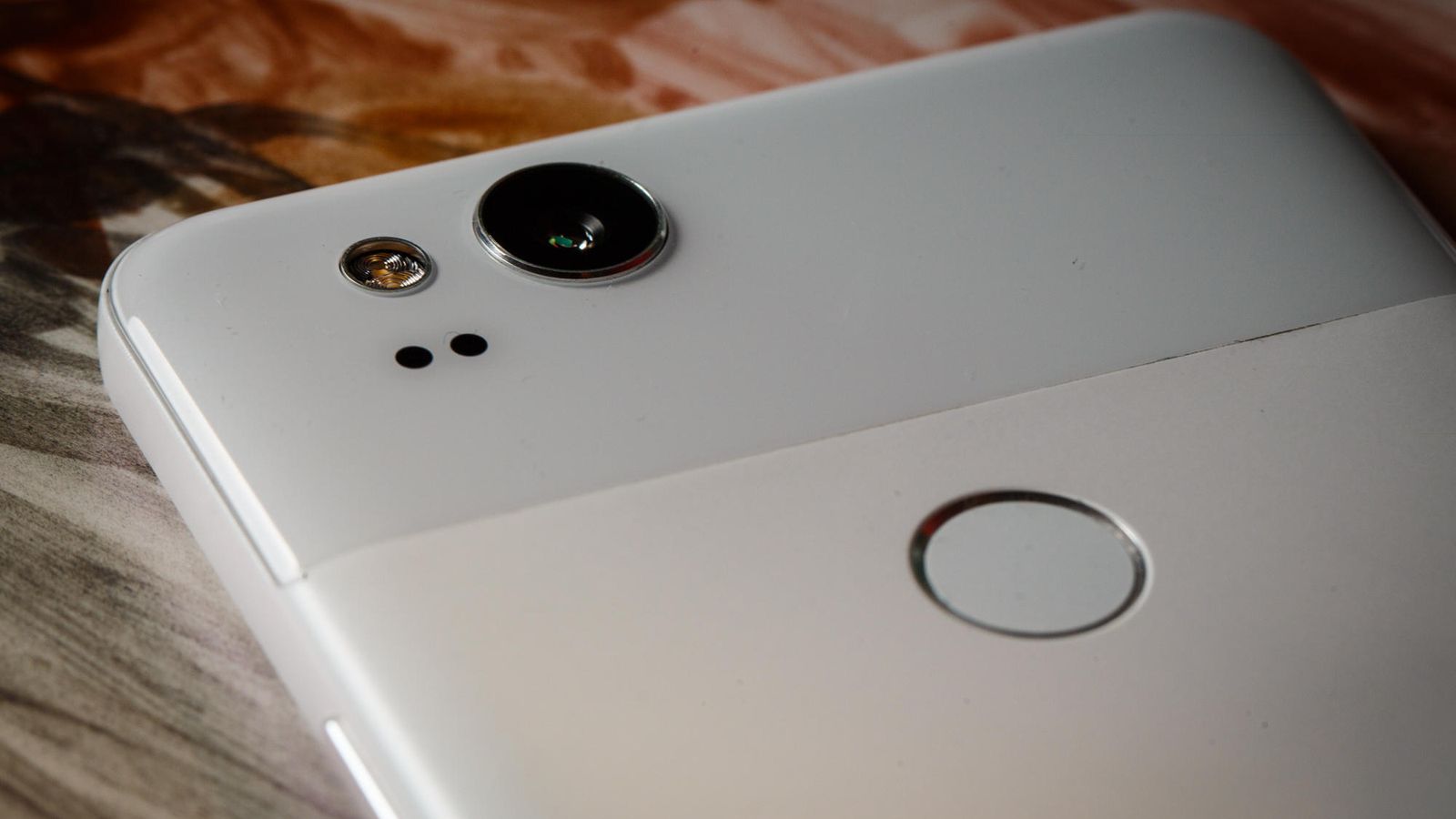رندر های جدید گوشی های هوشمند گوگل Pixel 3 و Pixel 3 XL درز پیدا کرد