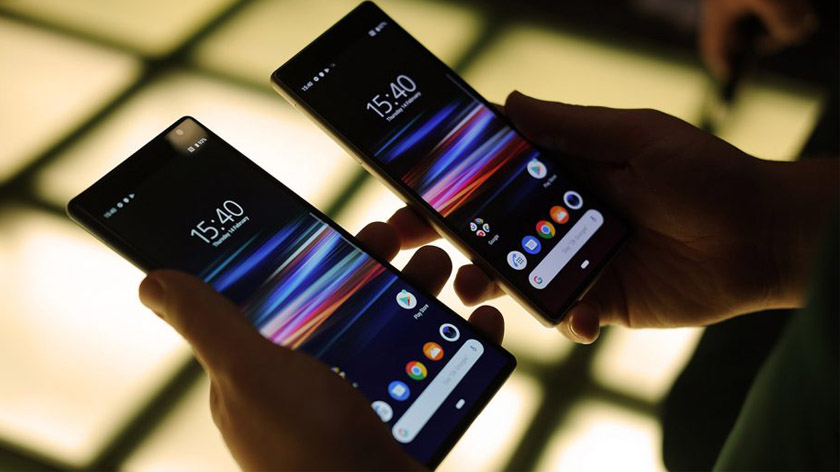کمپانی سونی دو گوشی اکسپریا 10 و 10 پلاس را به صورت معرفی کرد