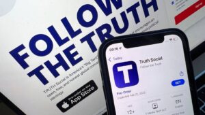 Read more about the article شبکه اجتماعی دونالپ ترامپ به نام Truth برای iOS عرضه شد