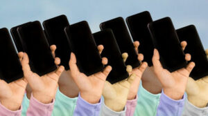 Read more about the article عرضه گوشی‌های هوشمند در سه ماهه اول سال ۲۰۲۲ کاهش پیدا کرد