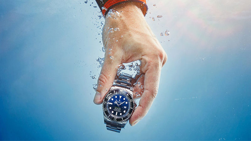 چگونه بفهمیم ساعت ضد آب است؟